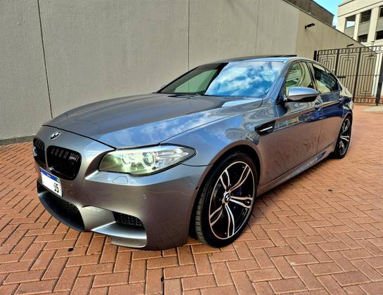 BMW M5 4.4 V8 32V GASOLINA 4P AUTOMÁTICO